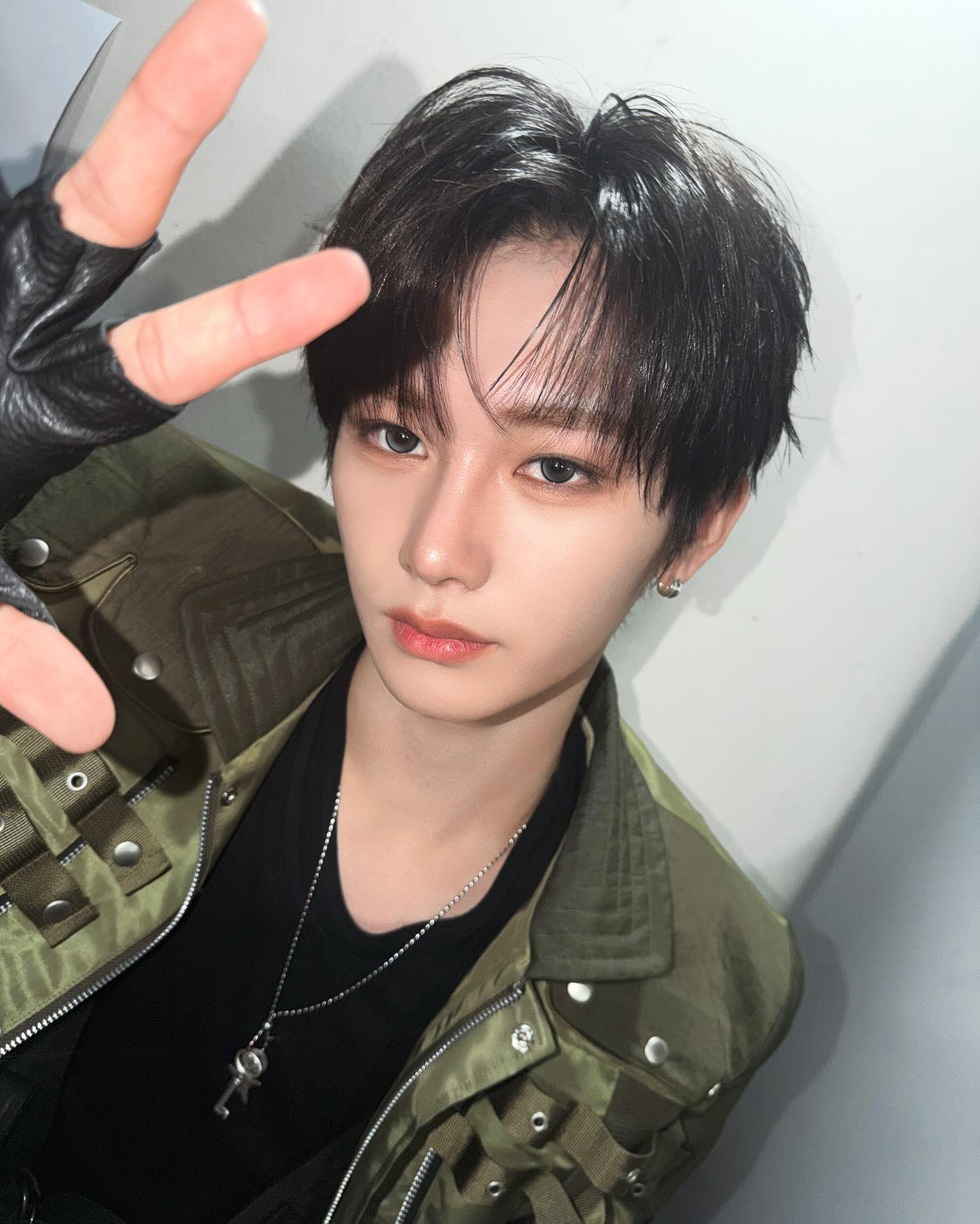 A moment captured by Zhou Anxin (ALPHA DRIVE ONE)'s fan