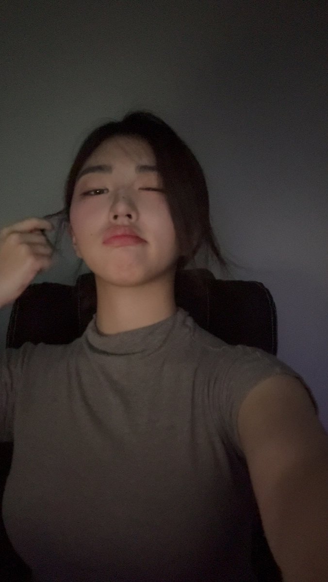 Fandom-recommended wallpaper image of tripleS