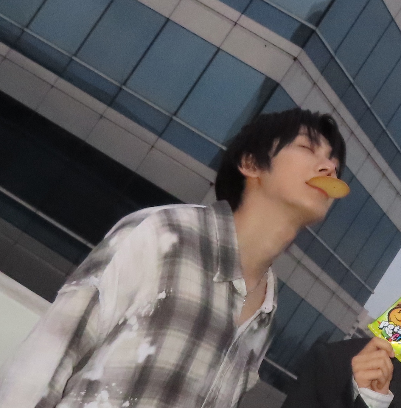 Behind-the-scenes cut of Park Han (AHOF)