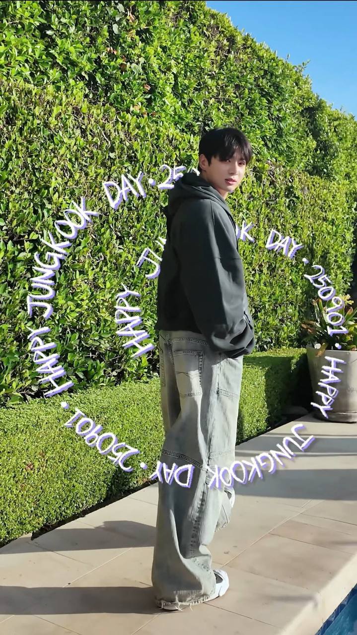 Latest photo of Jungkook (BTS)
