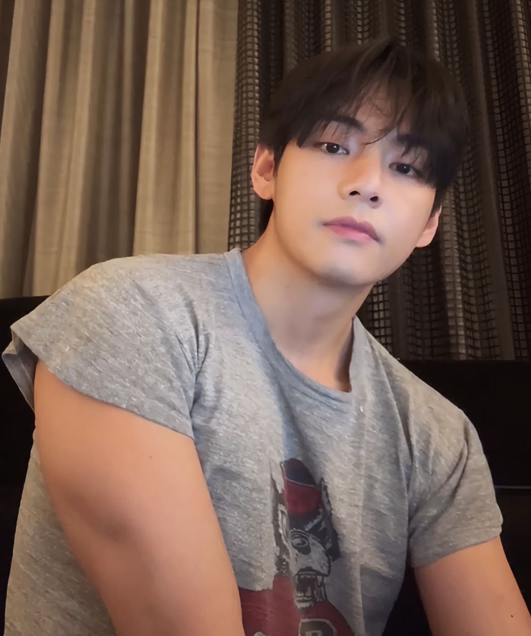 V (BTS)の最新写真