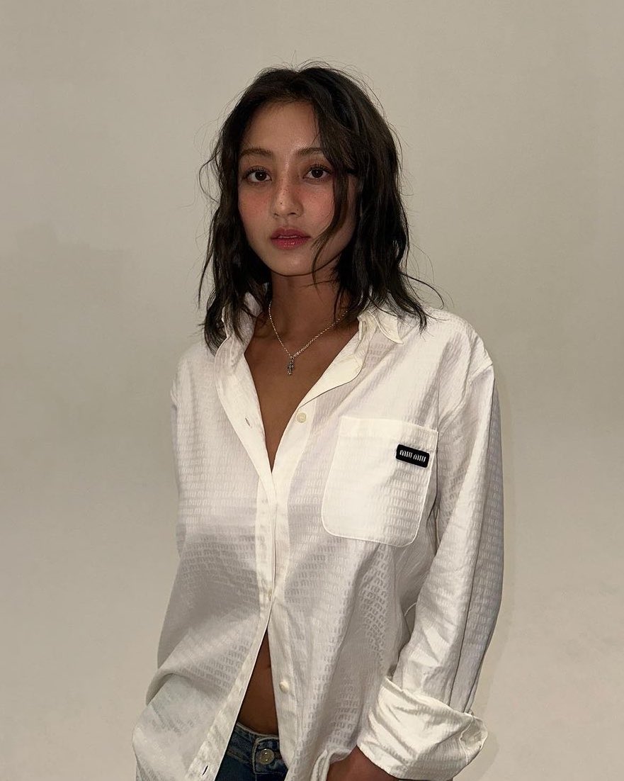 Recent activity shot of Jihyo (TWICE)