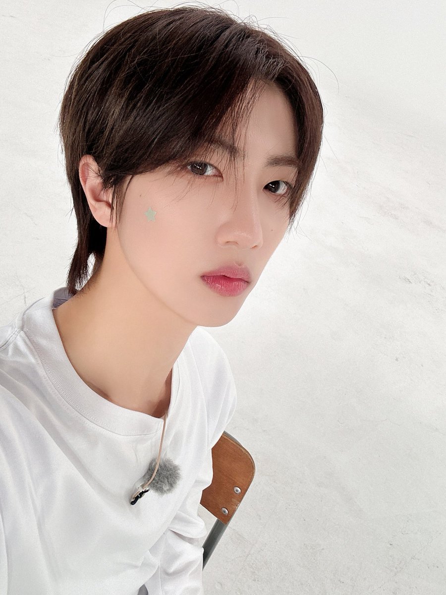 Recent activity shot of CRAVITY