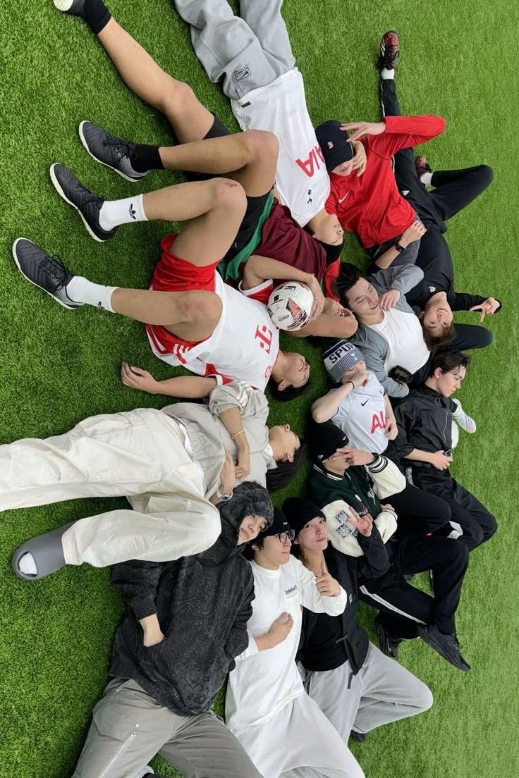 Recent activity shot of SEVENTEEN