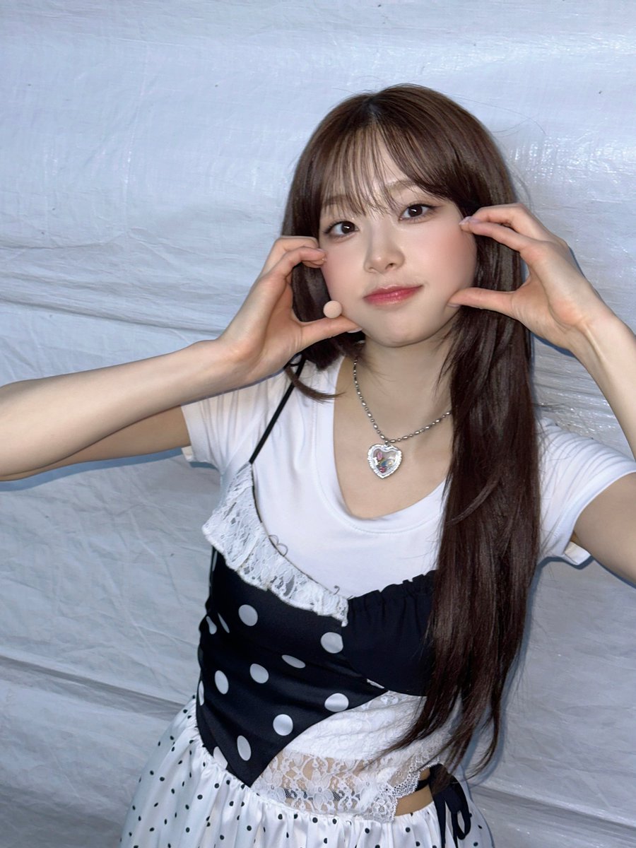 Recent activity shot of Chuu