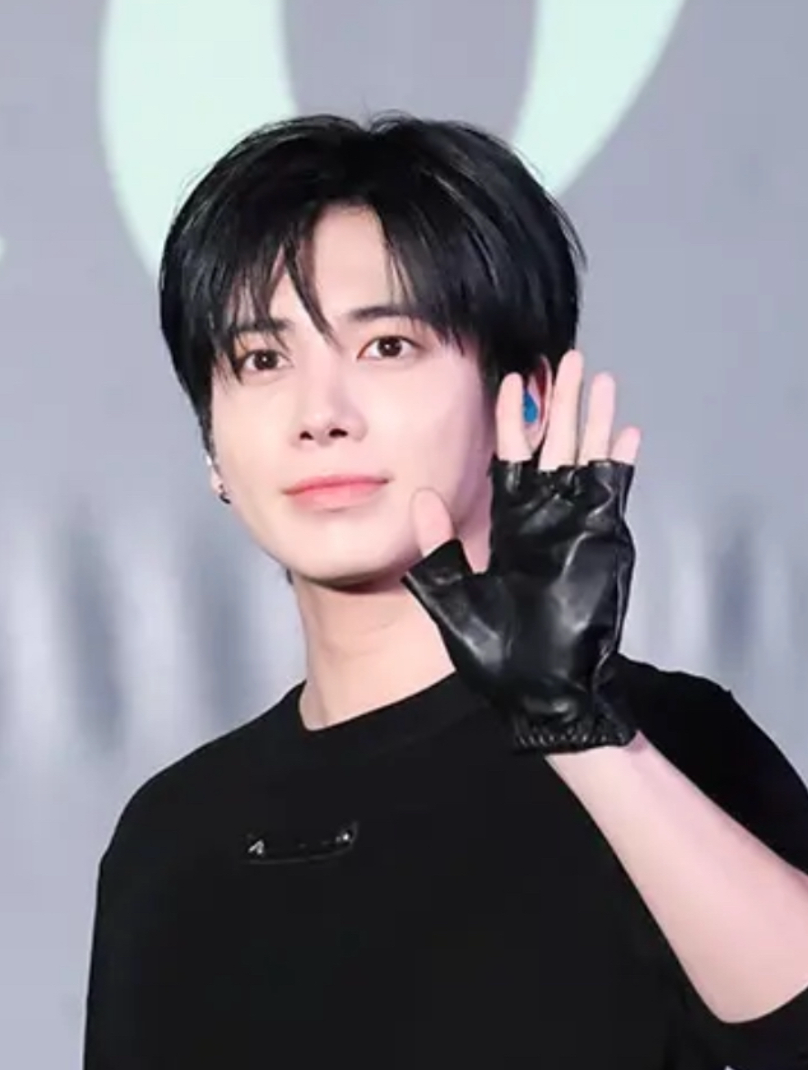 Foto terbaru Taehyun (TOMORROW X TOGETHER)