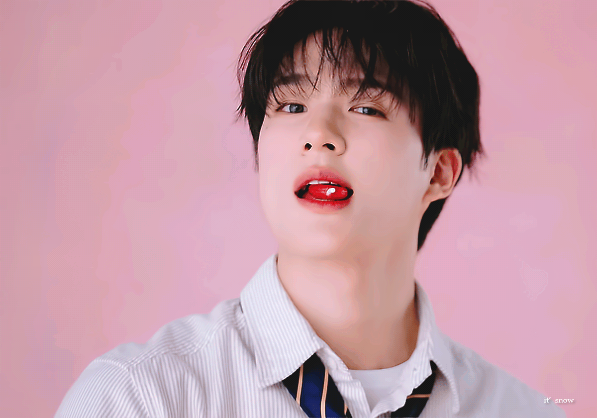 Foto aktivitas terbaru Jeno (NCT DREAM)
