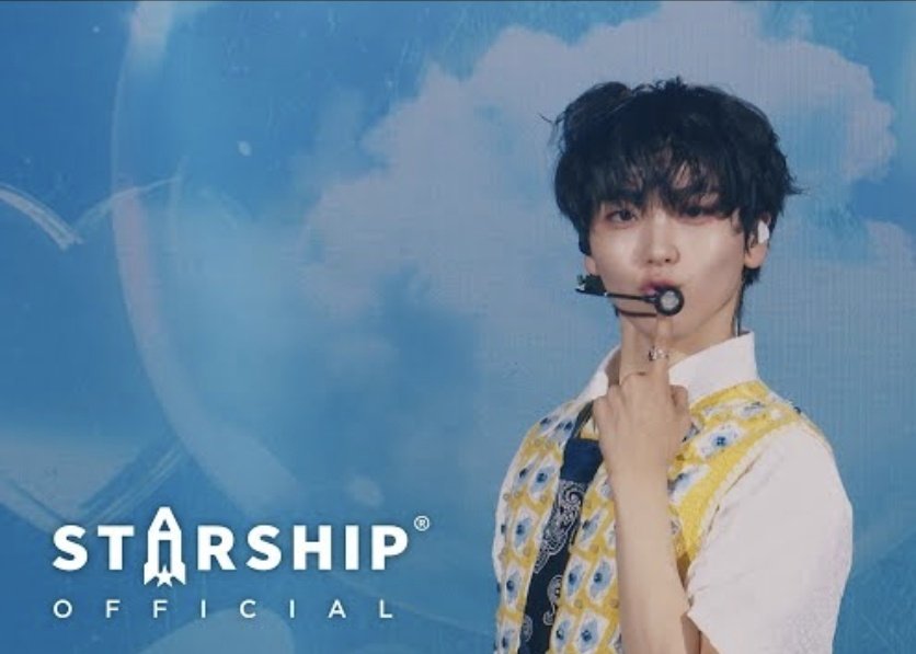 Behind-the-scenes cut of Hyeongjun (CRAVITY)