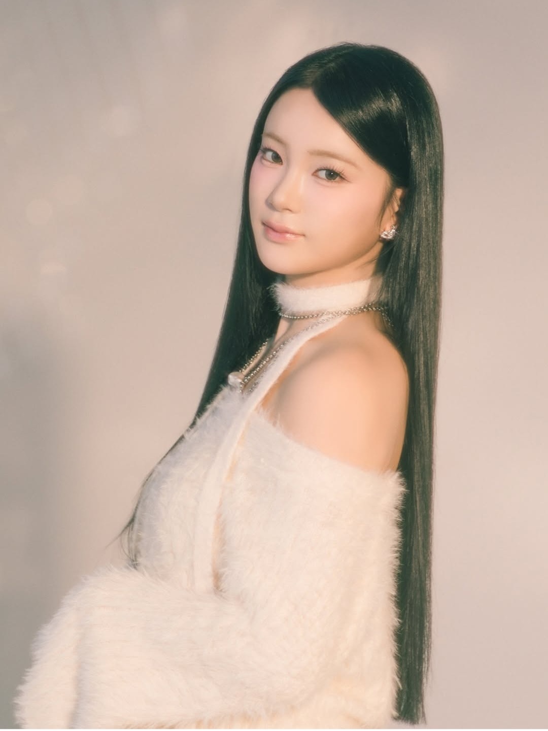 Recent activity shot of Sakurai Miu (ME:I)