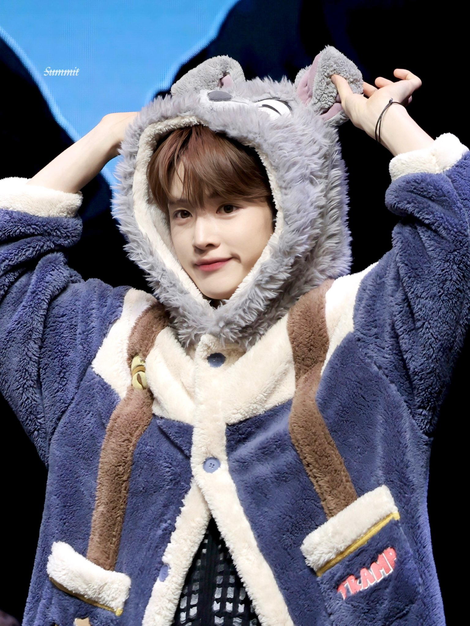 Latest photo of Sungchan (RIIZE)