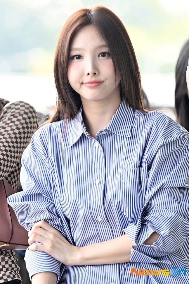 Behind-the-scenes cut of Nayeon (TWICE)