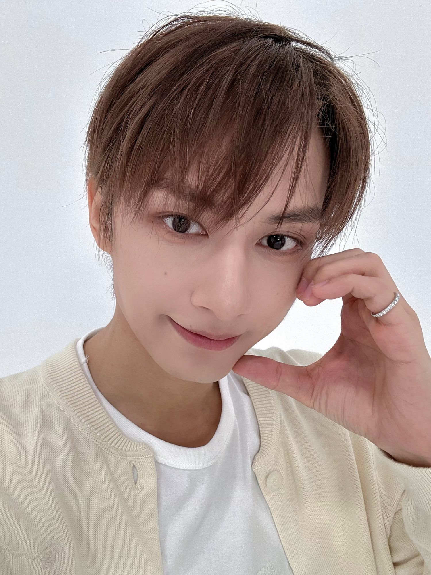 Recent activity shot of Jun (SEVENTEEN)