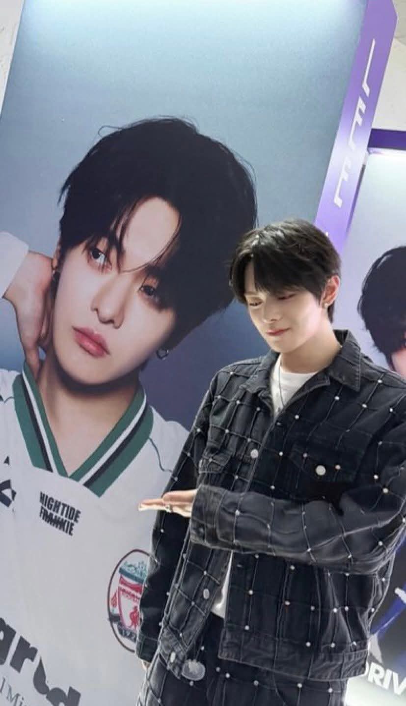 The most beloved wallpaper among Lee Leo (ALPHA DRIVE ONE)'s fans