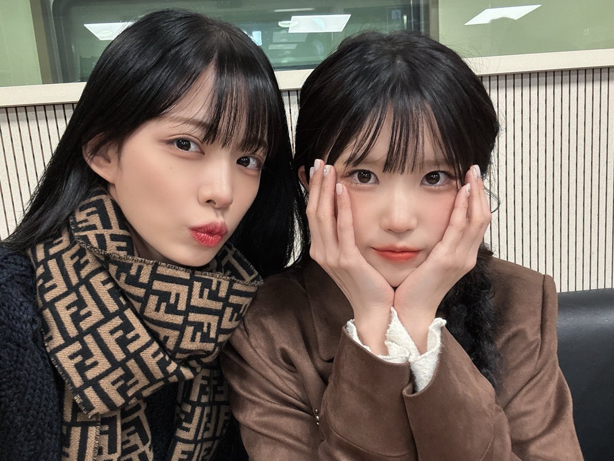 Behind-the-scenes cut of fromis (9)