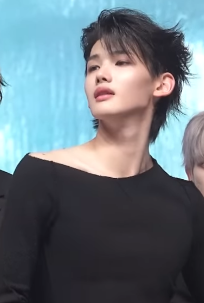 Latest photo of Jo (&TEAM)