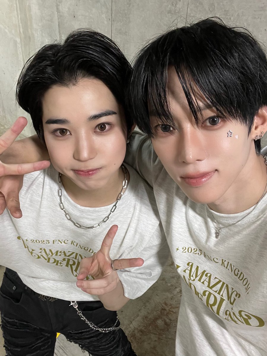 Recent activity shot of Hi-Fi Un!corn