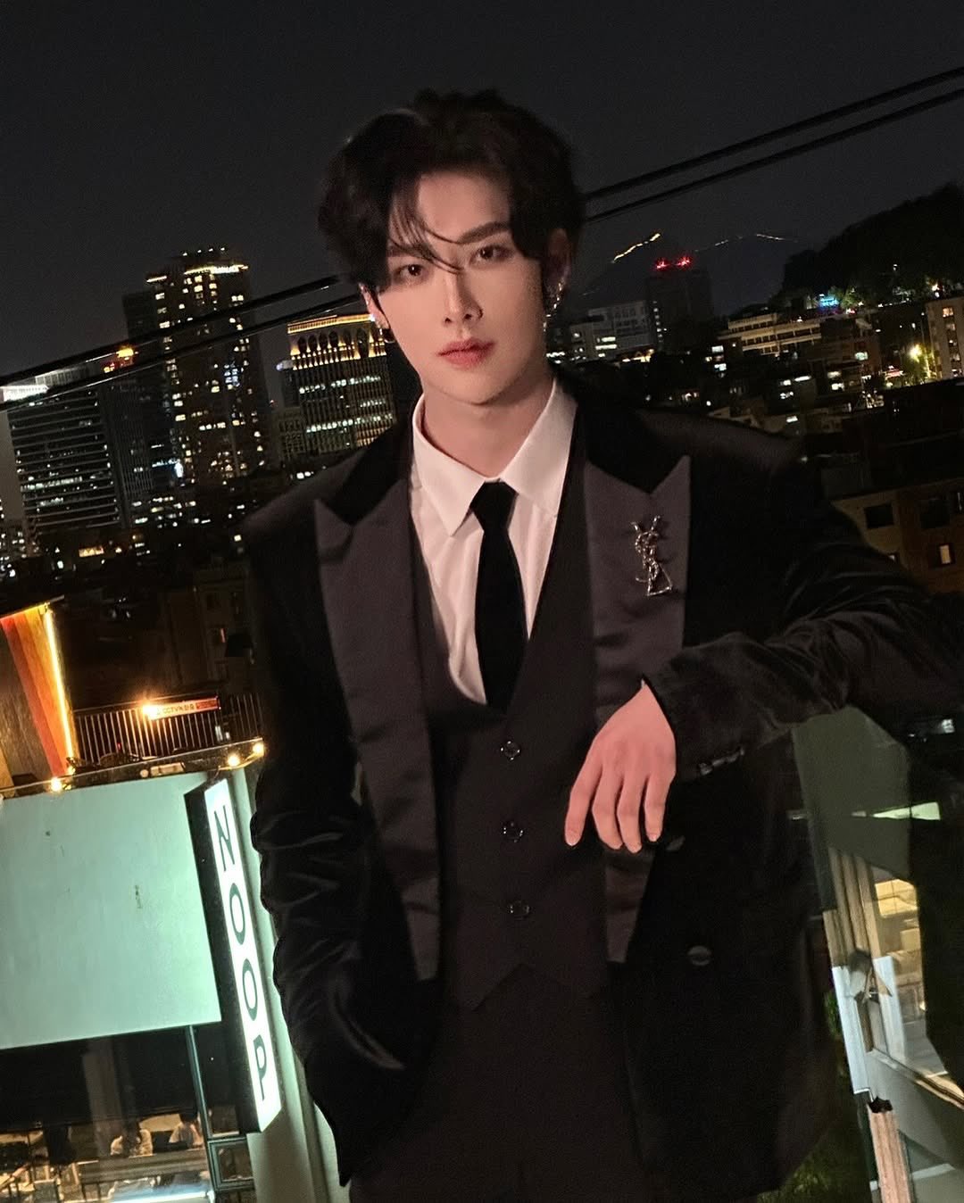 Behind-the-scenes cut of Ricky (ZEROBASEONE)