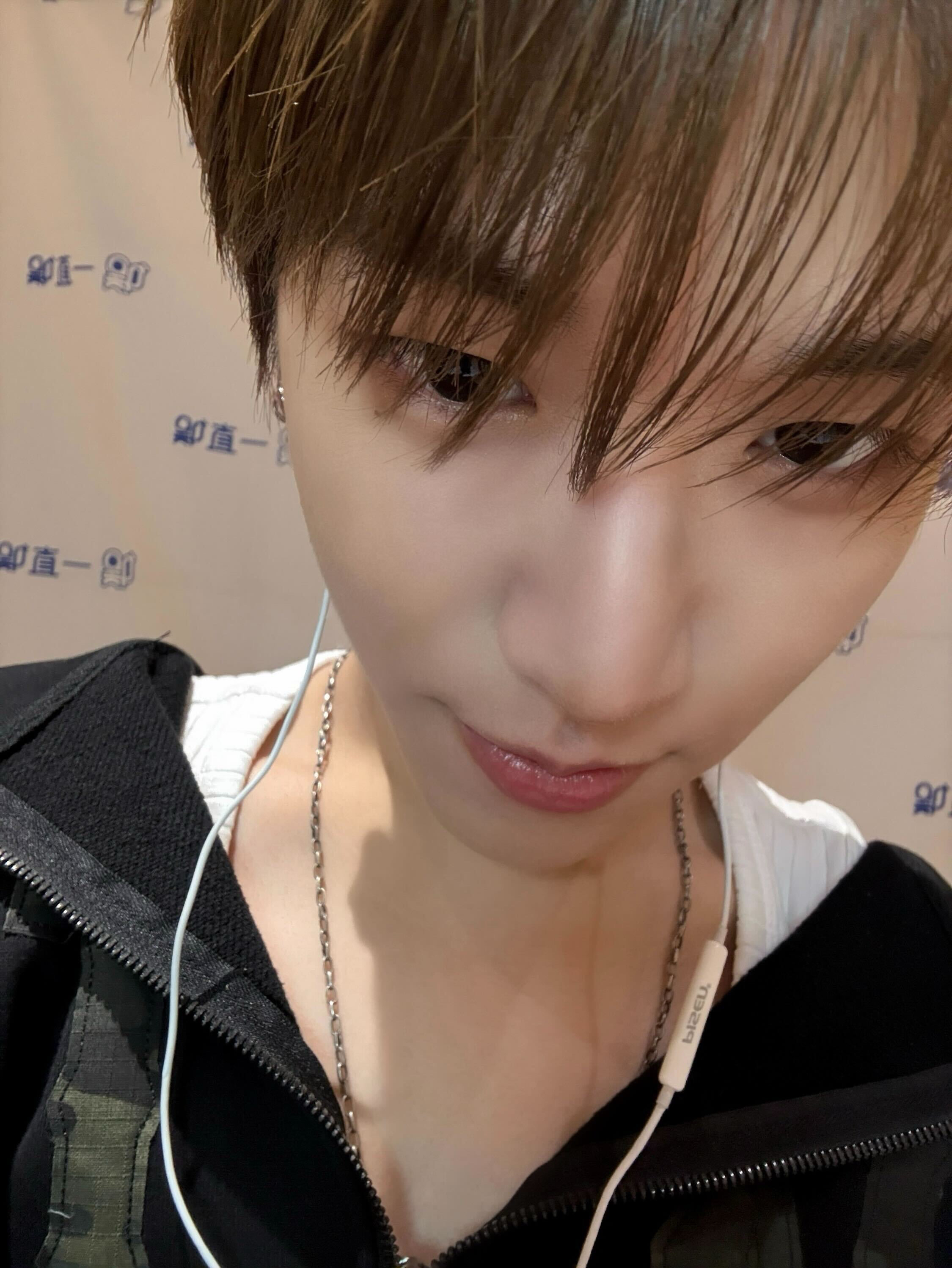 A moment captured by Riwoo (BOYNEXTDOOR)'s fan