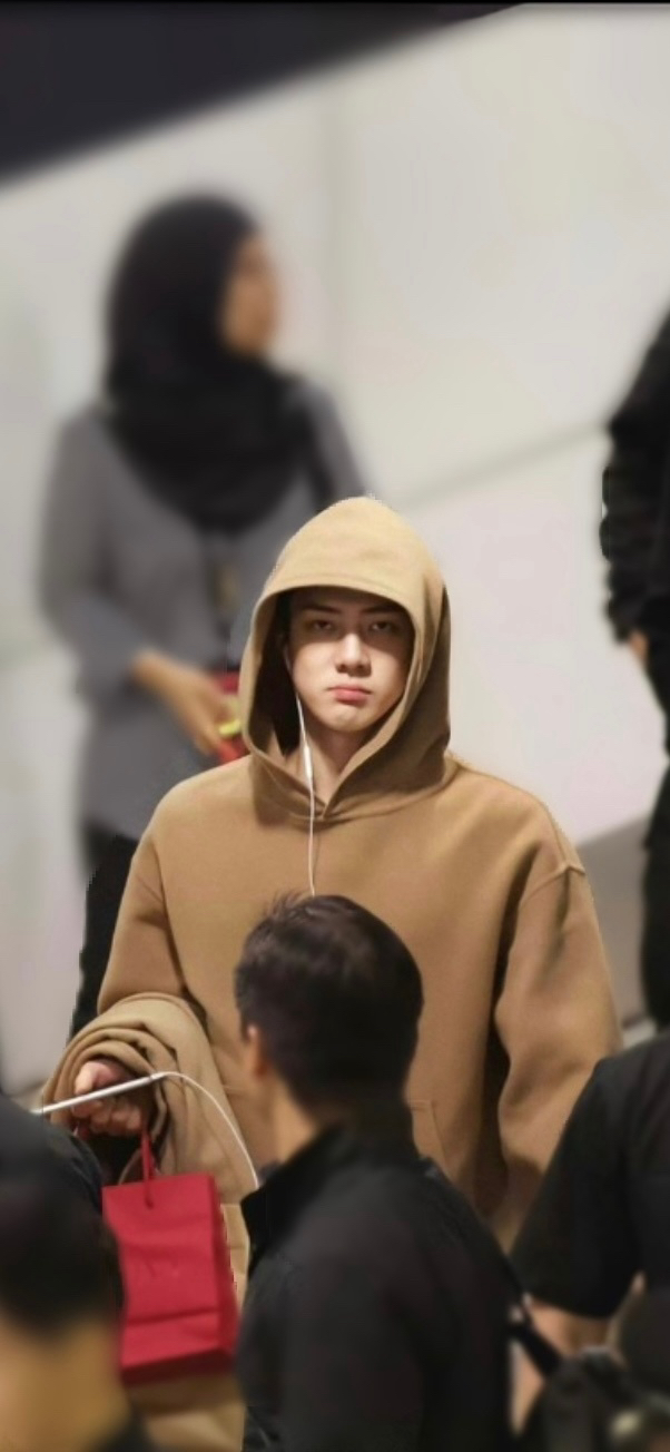 Fandom-recommended wallpaper image of Sehun (EXO)