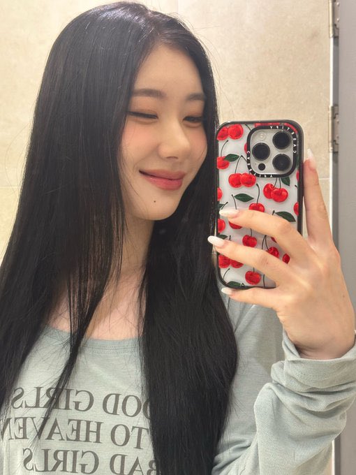 Recent activity shot of Chaeryeong (ITZY)