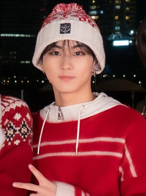 Latest photo of Jungwon (ENHYPEN)