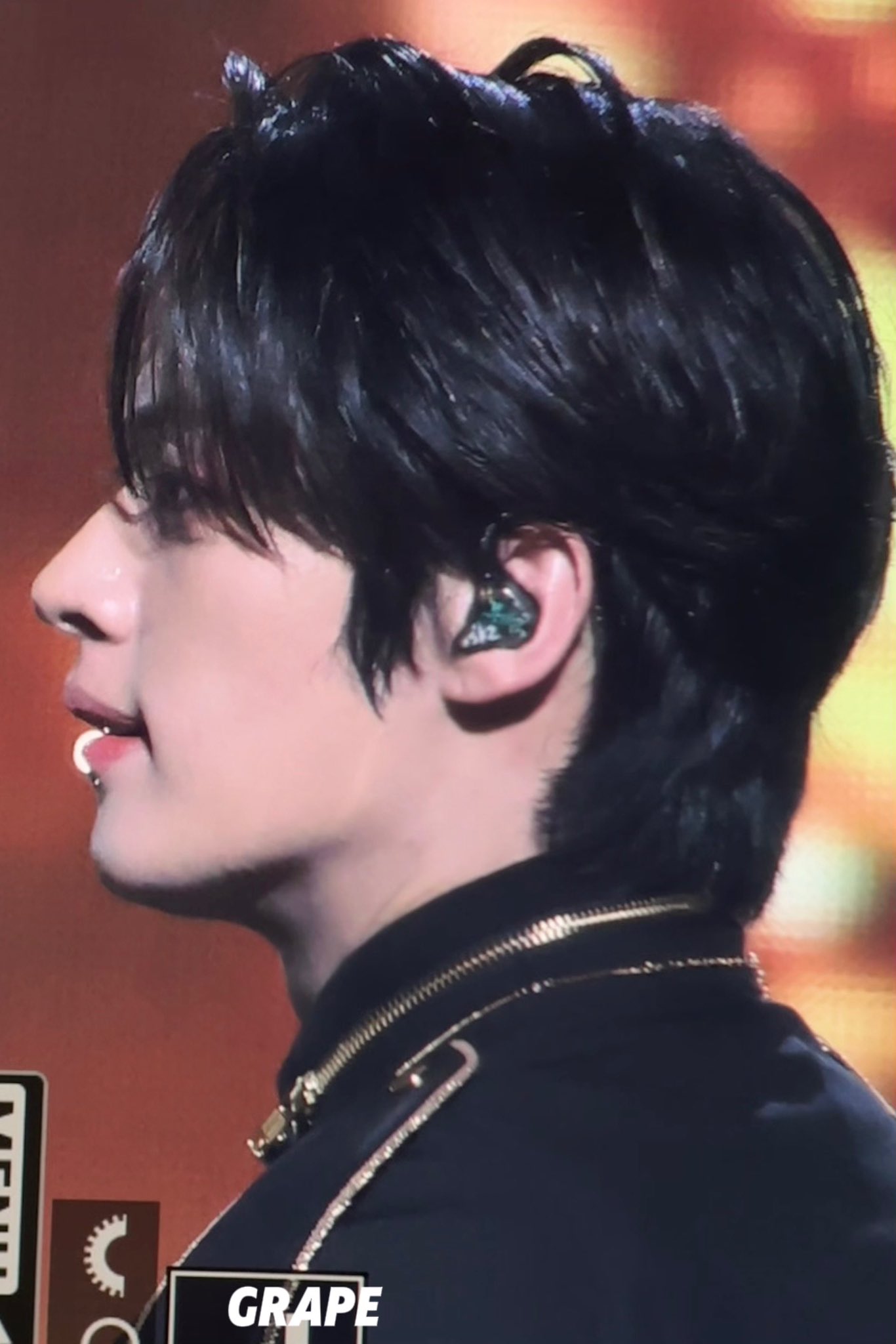Latest photo of Lee Know (Stray Kids)