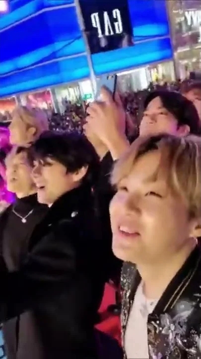 Must-see popular post of 방탄소년단, your favorite