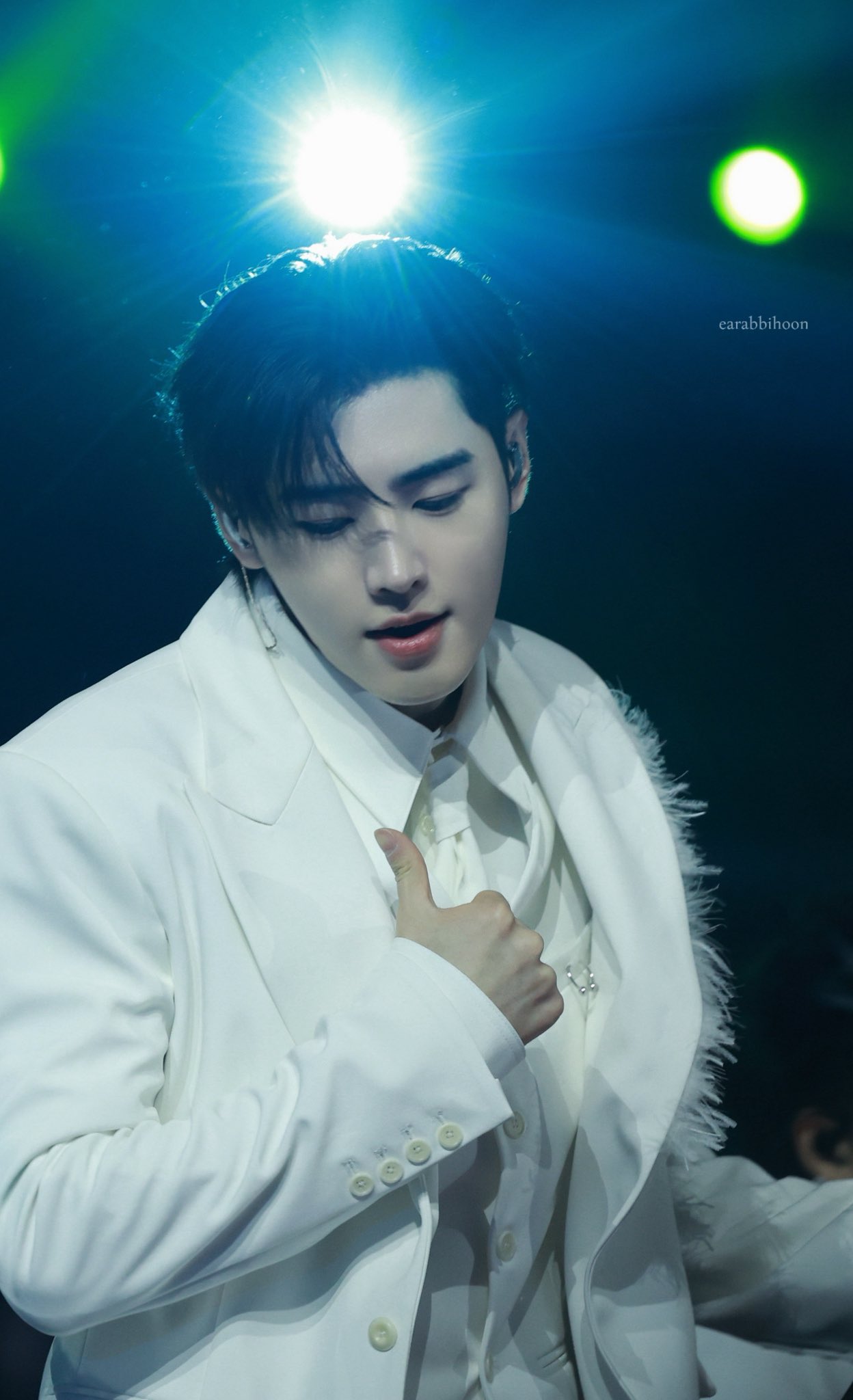 Recent activity shot of Sunghoon (ENHYPEN)