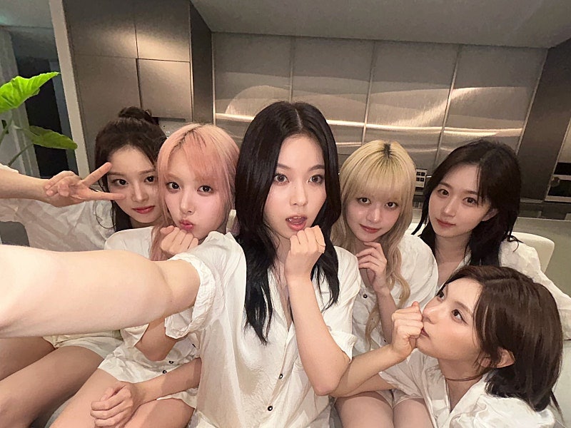 Latest photo of NMIXX