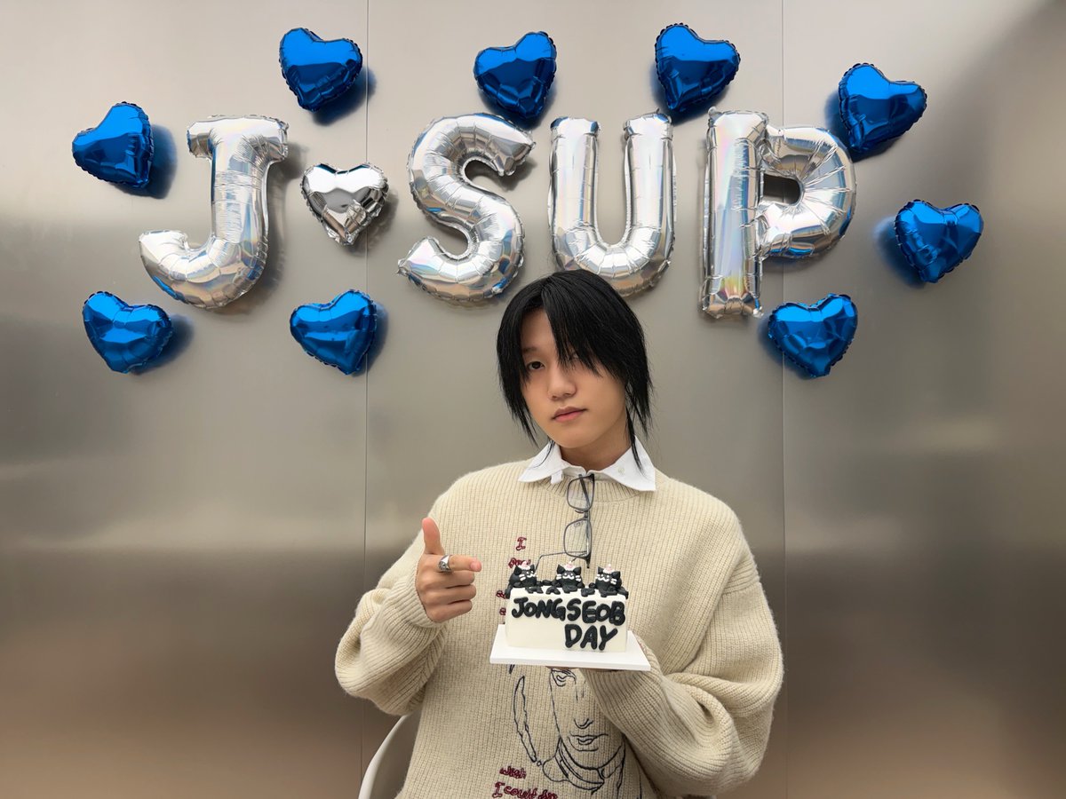 A moment captured by P1Harmony's fan