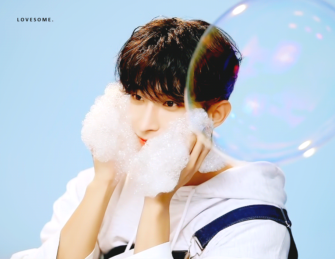 Behind-the-scenes cut of DK (SEVENTEEN)