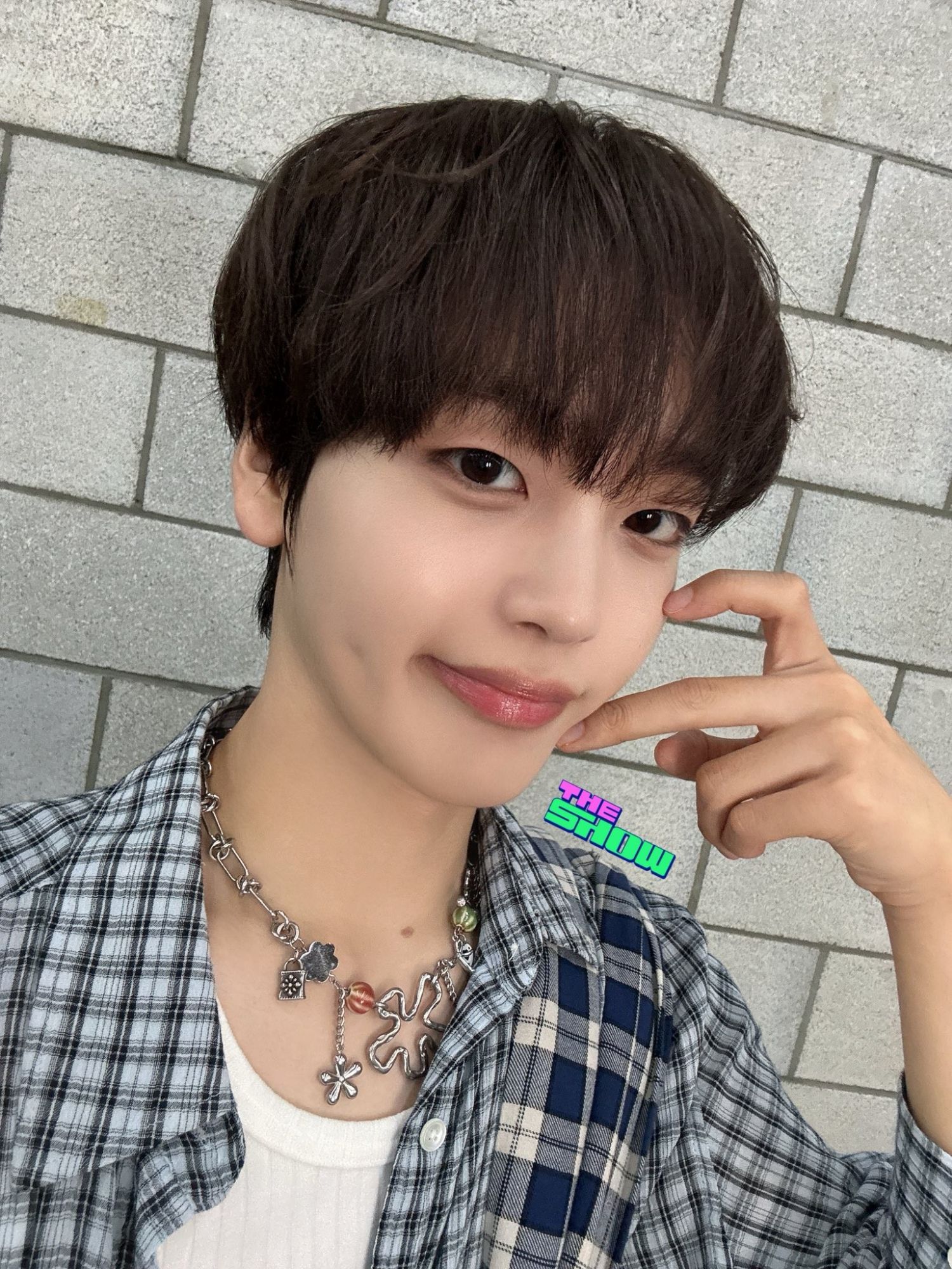 Recent activity shot of Hyeongjun (CRAVITY)