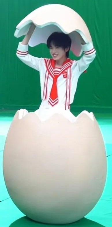 Latest photo of Song Yaxuan