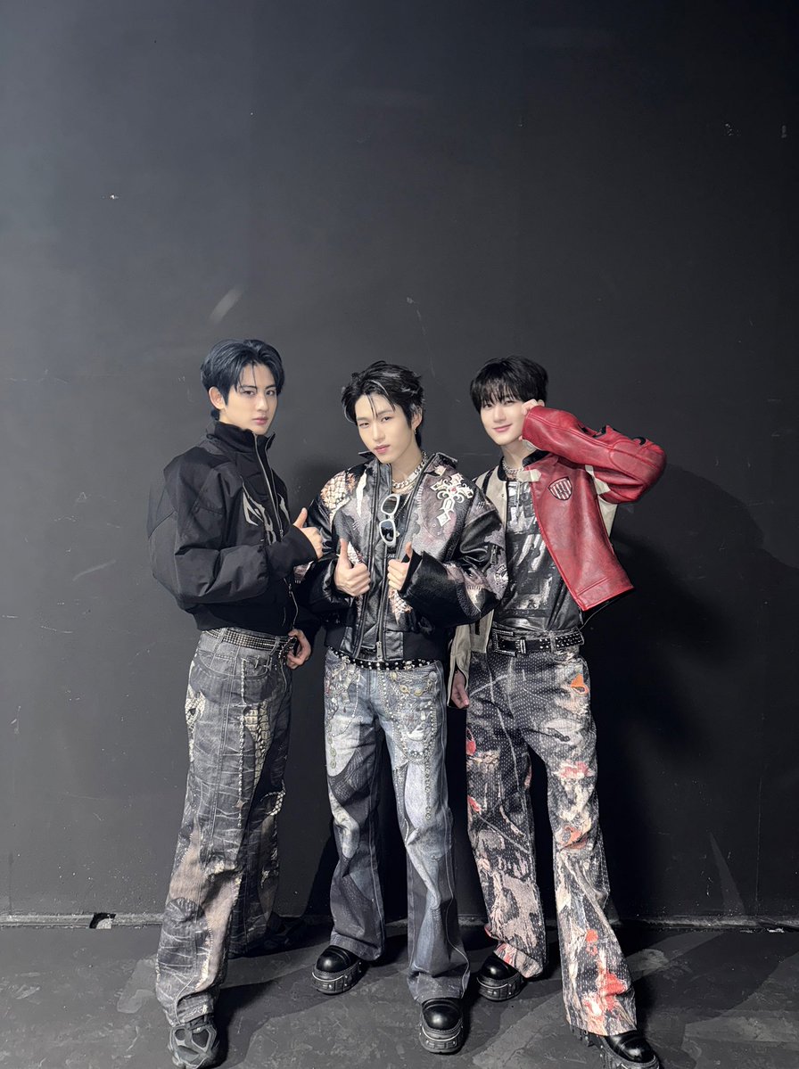 Behind-the-scenes cut of YOUNITE