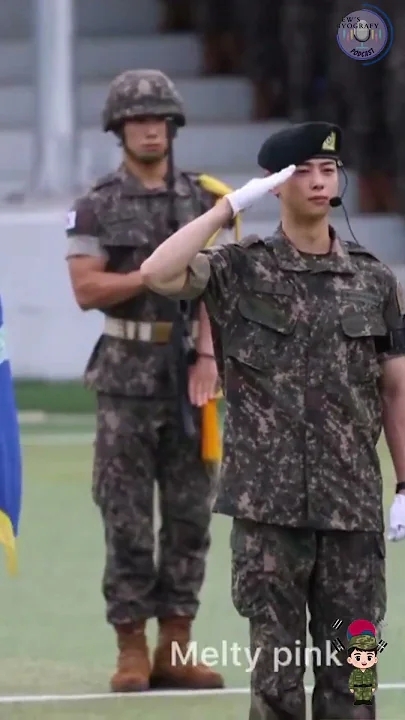 Potret di balik layar Eunwoo (ASTRO)
