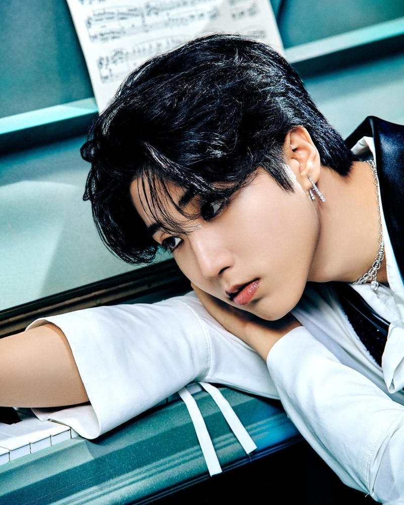 Latest photo of HAN (Stray Kids)