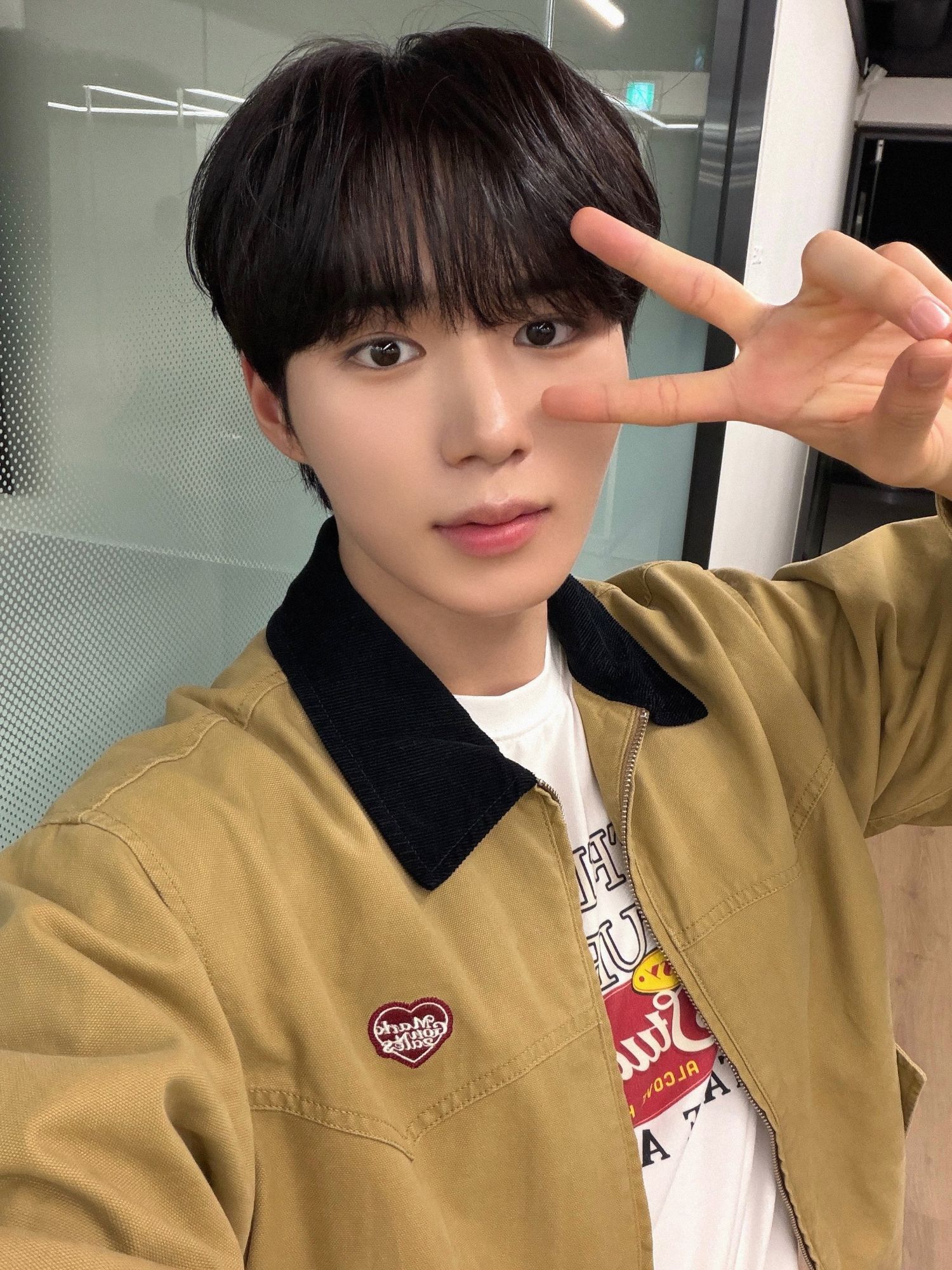 A moment captured by Kim Junseo (ALPHA DRIVE ONE)'s fan