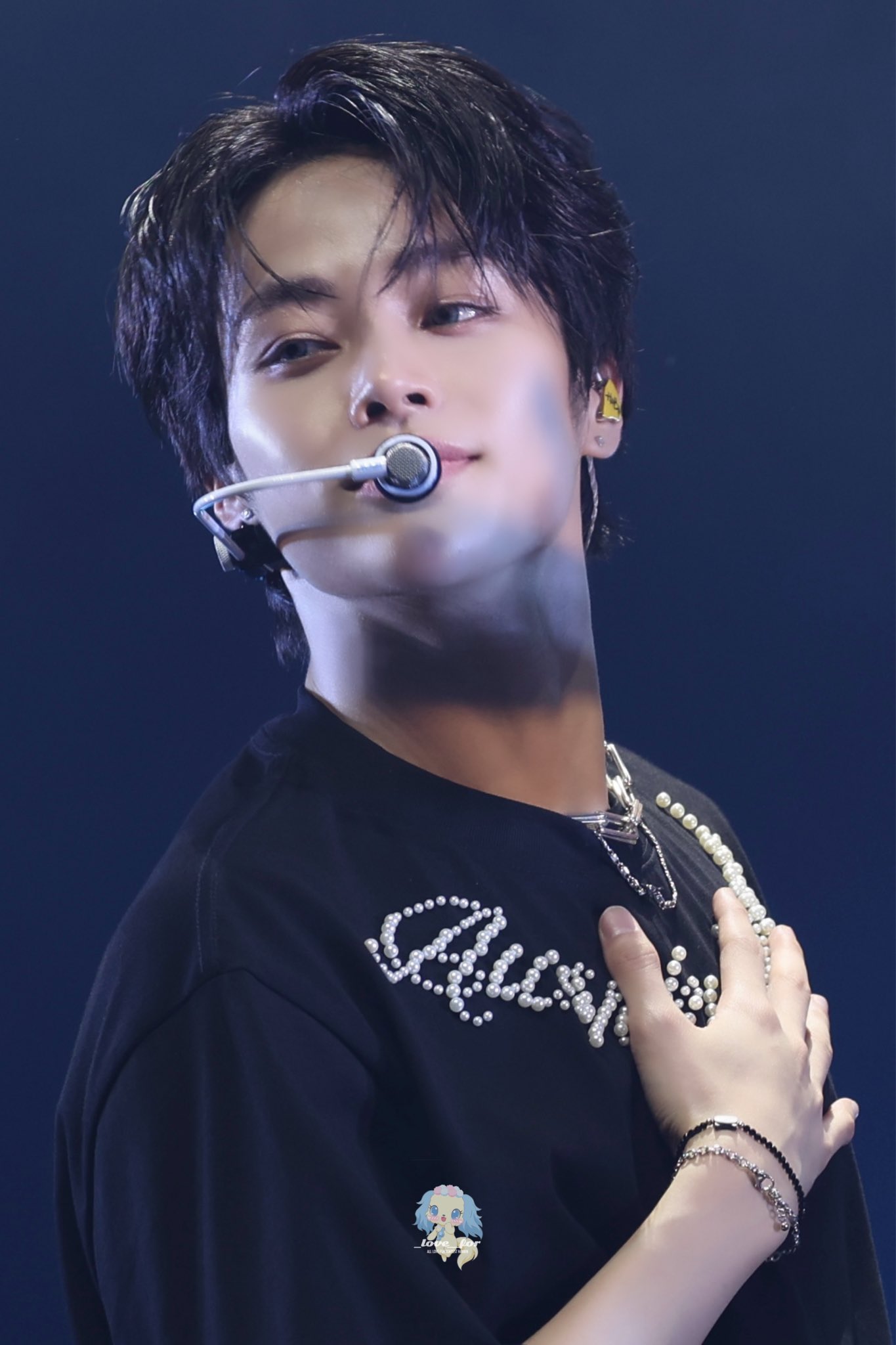 A moment captured by Hanbin (TEMPEST)'s fan