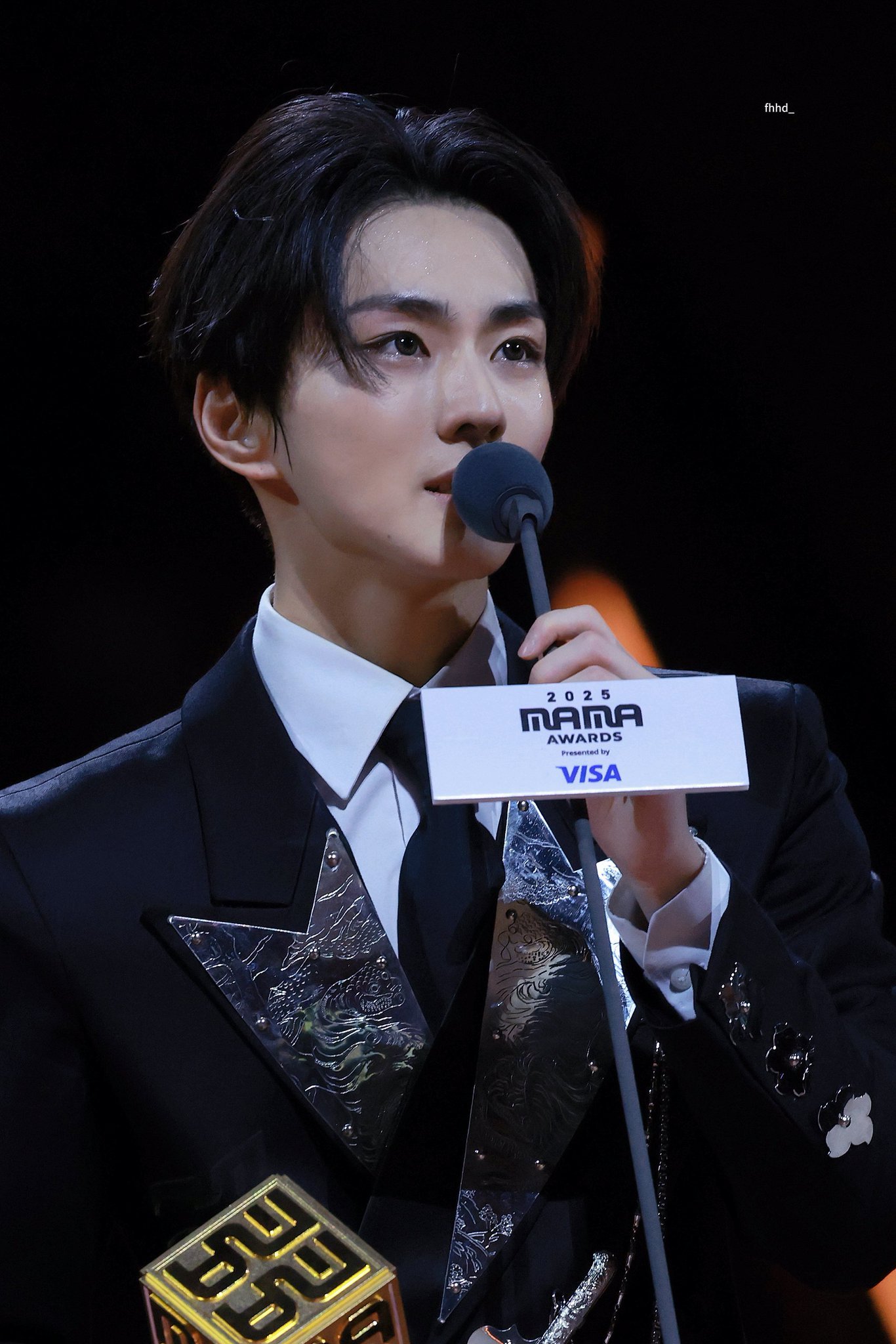 A moment captured by Jungwon (ENHYPEN)'s fan