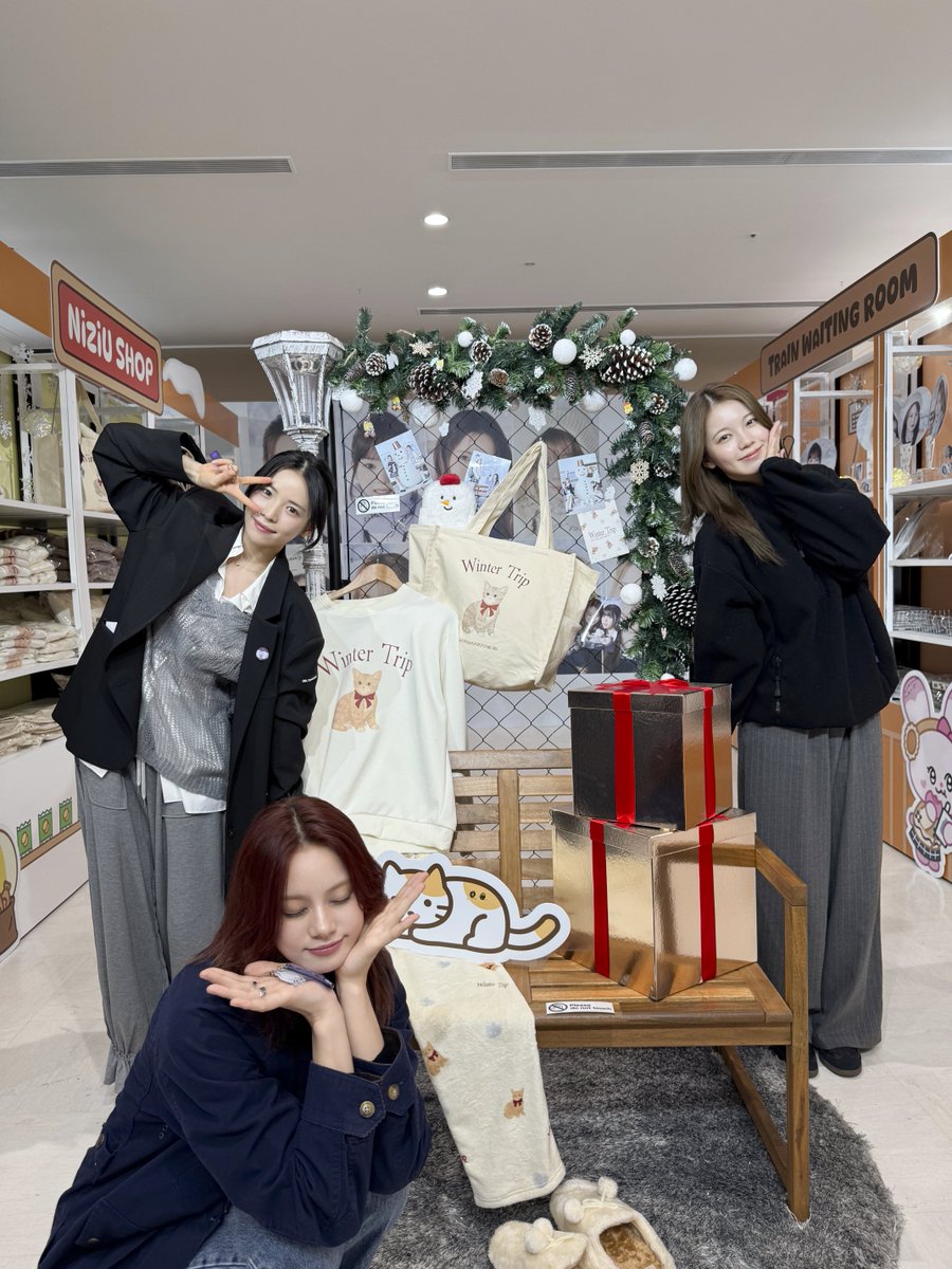 Latest photo of NiziU