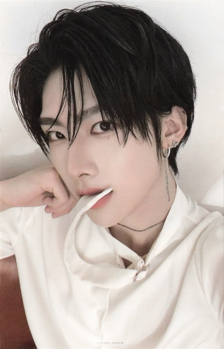 리키 (제로베이스원)의 최신 사진