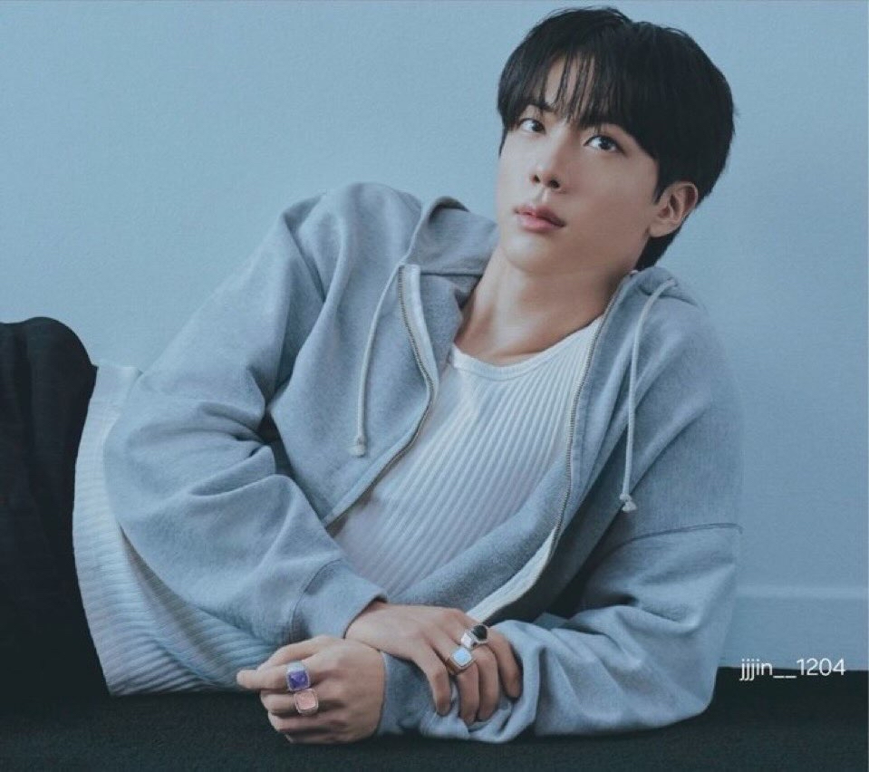 진 (방탄소년단)의 비하인드 컷