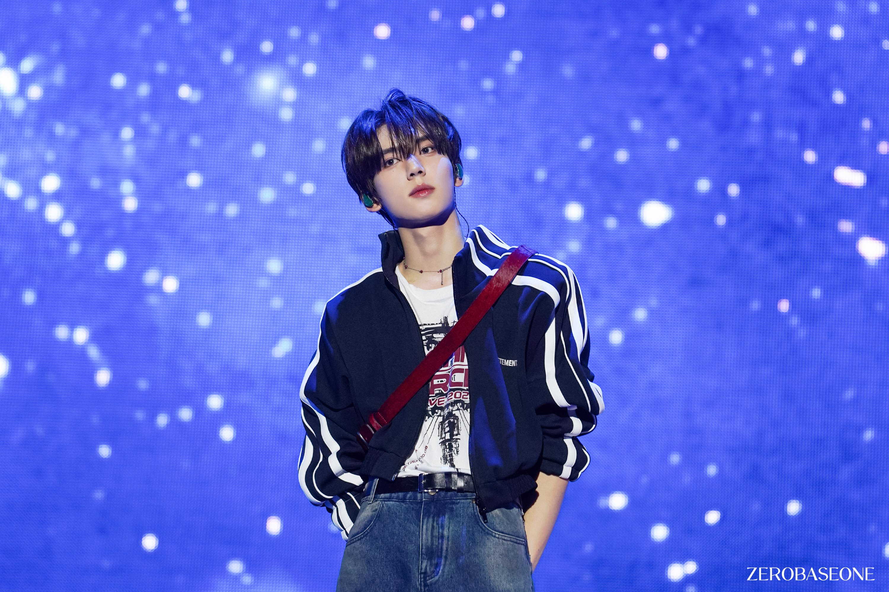 ハン・ユジン (ZEROBASEONE)の最近の活動写真