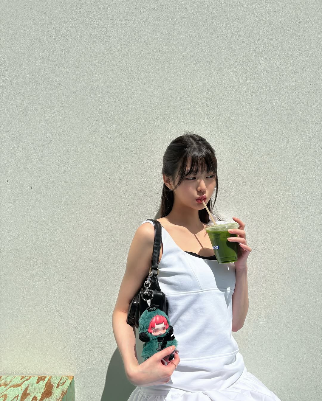 Behind-the-scenes cut of Jang Wonyoung (IVE)