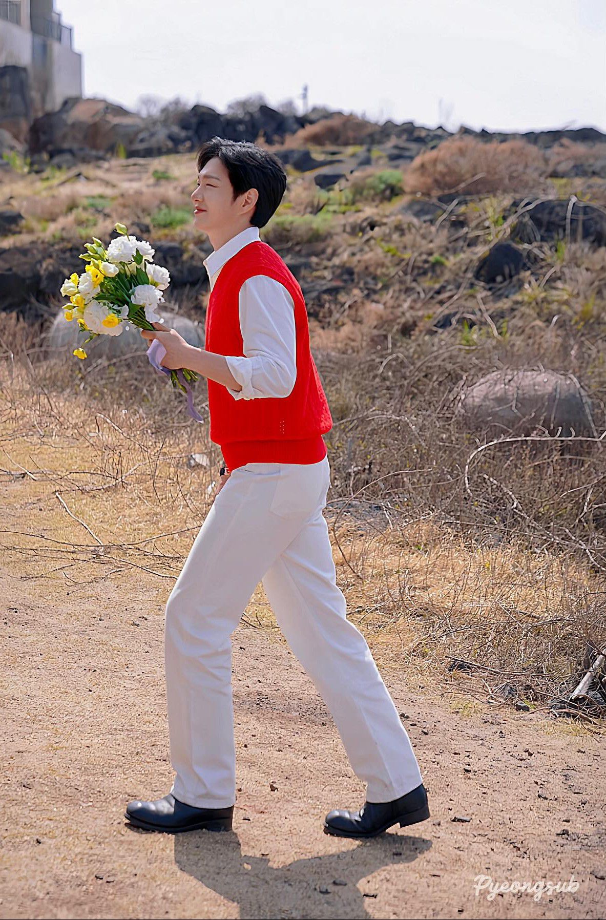 Latest photo of Lee Changsub (BTOB)