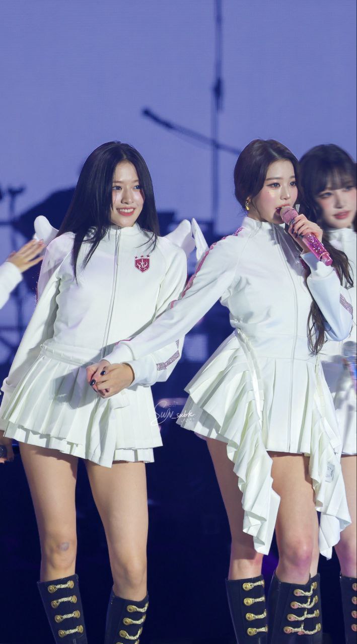 アン・ユジン (IVE)の最新写真