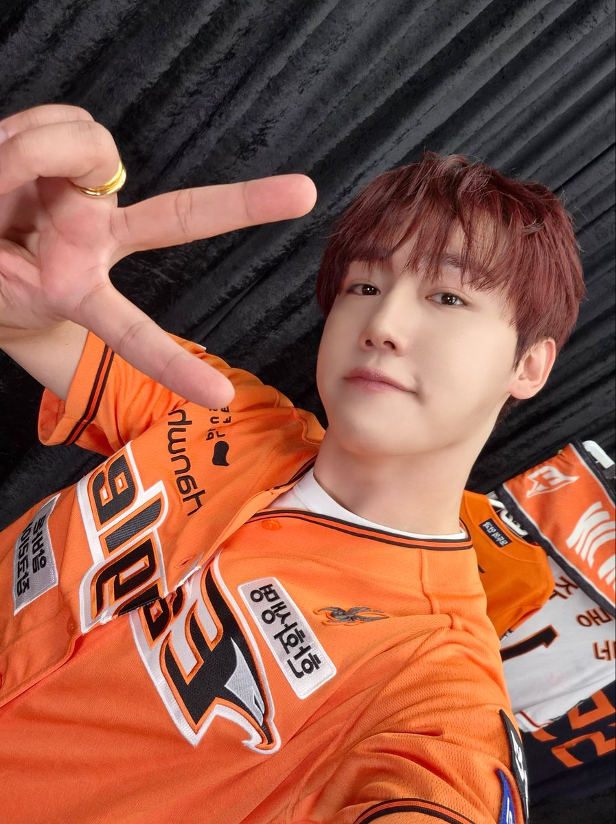 A moment captured by GoldenChild's fan