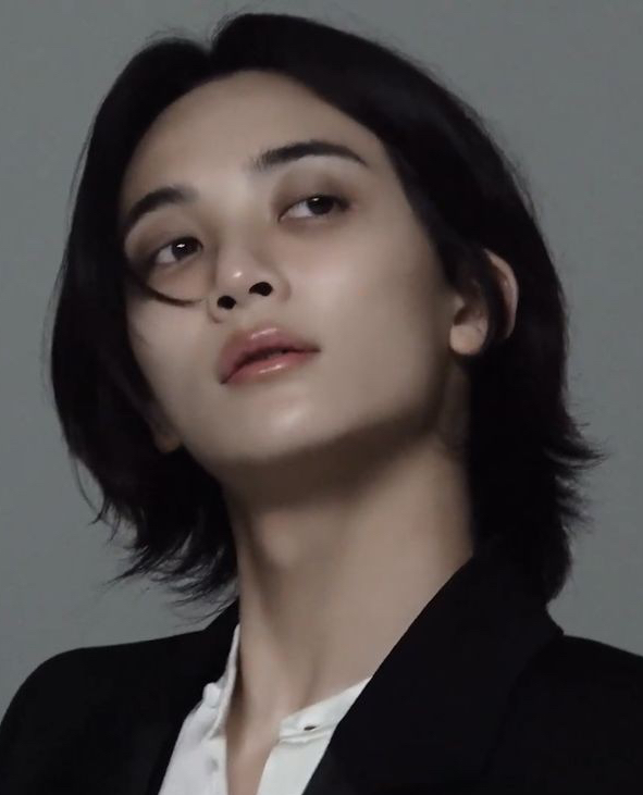 A moment captured by Jeonghan (SEVENTEEN)'s fan