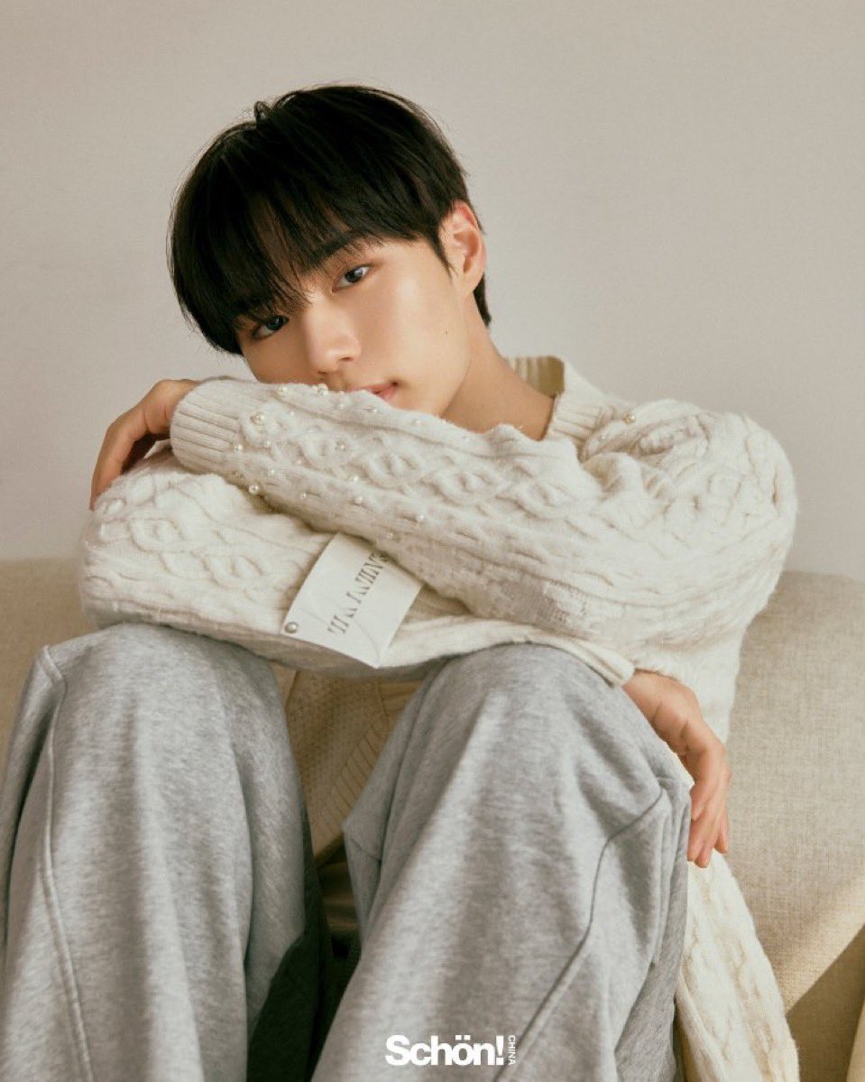 Latest photo of Kim Junseo (ALPHA DRIVE ONE)