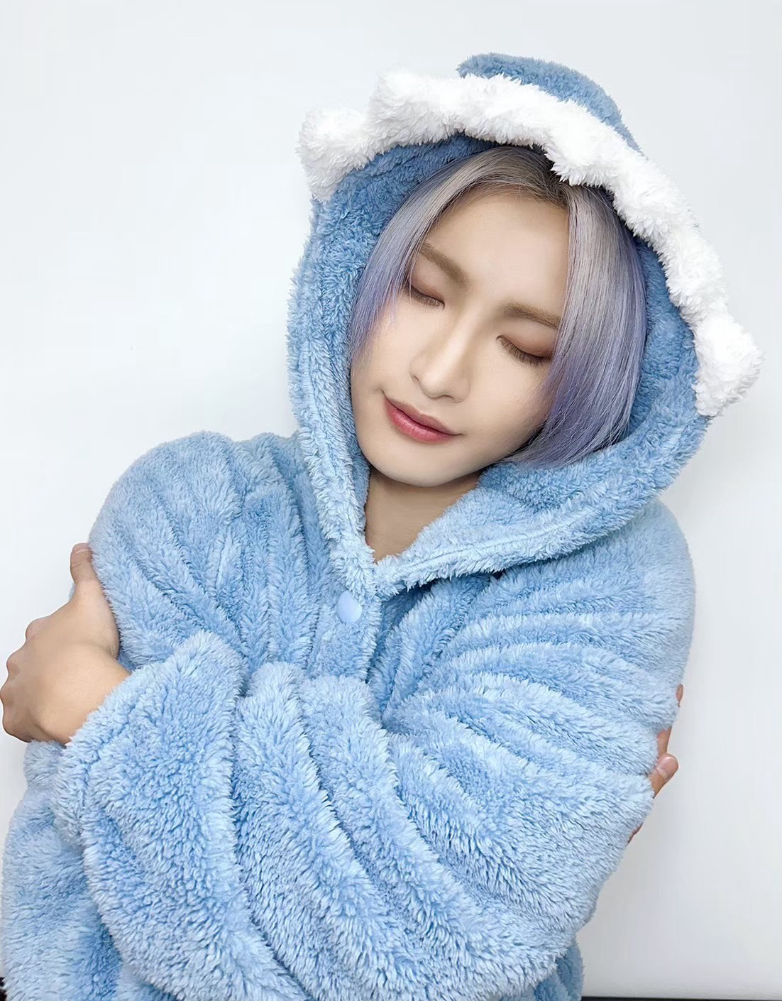 Recent activity shot of Seonghwa (ATEEZ)